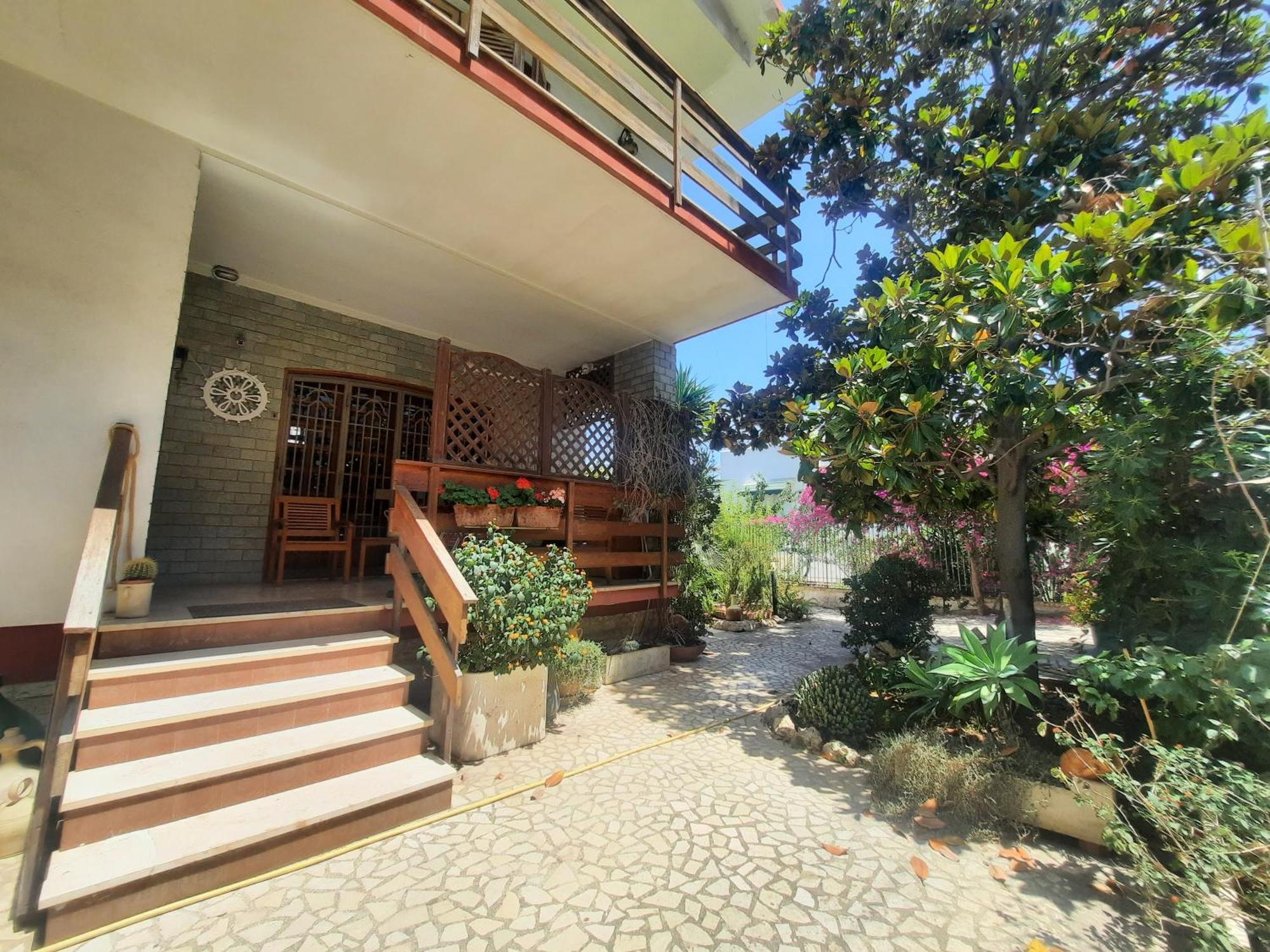Residenza Nisio Villa Bari Exterior photo